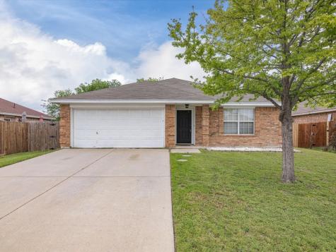 444 Asbury Drive Saginaw TX 76179
