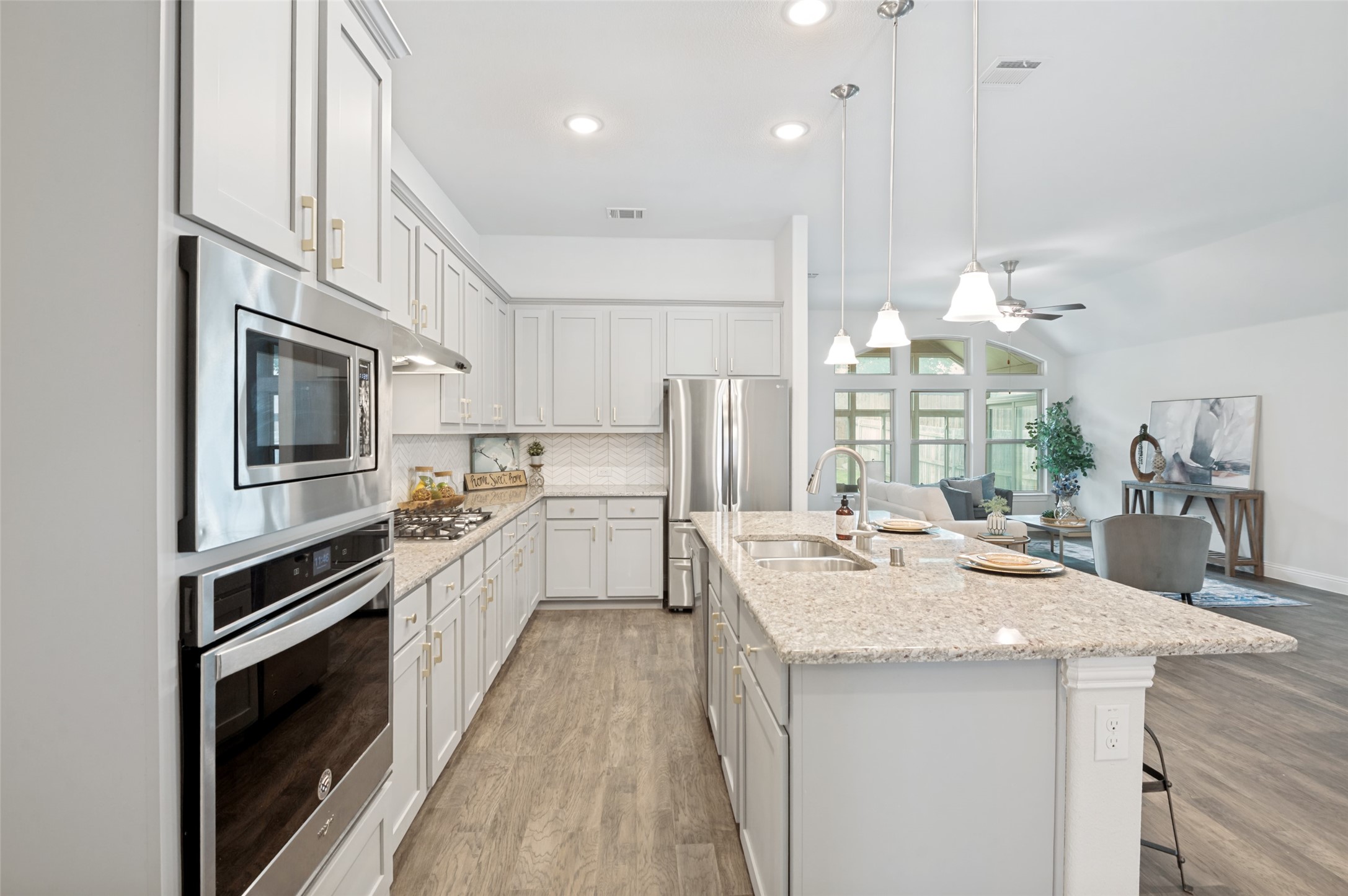 2420 Valley Lane Carrollton TX 75010