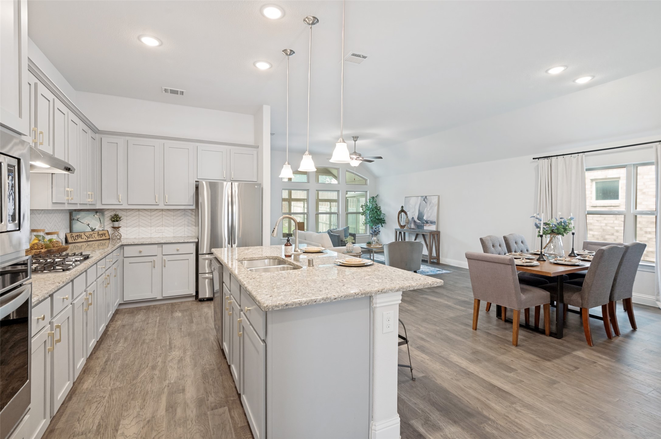 2420 Valley Lane Carrollton TX 75010