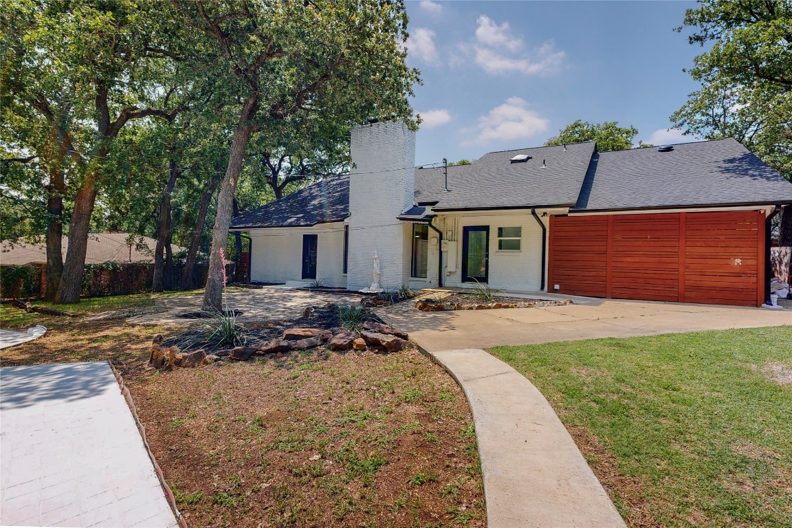 2306 Cypress Drive Grand Prairie TX 75050
