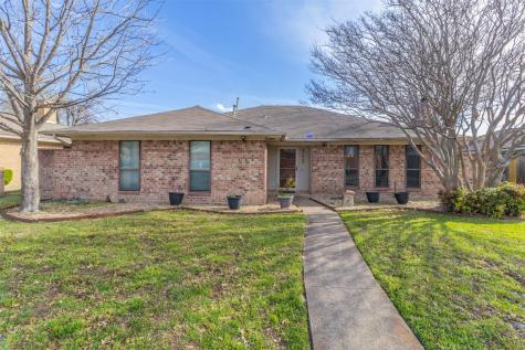 313 Quintana Drive Garland TX 75043