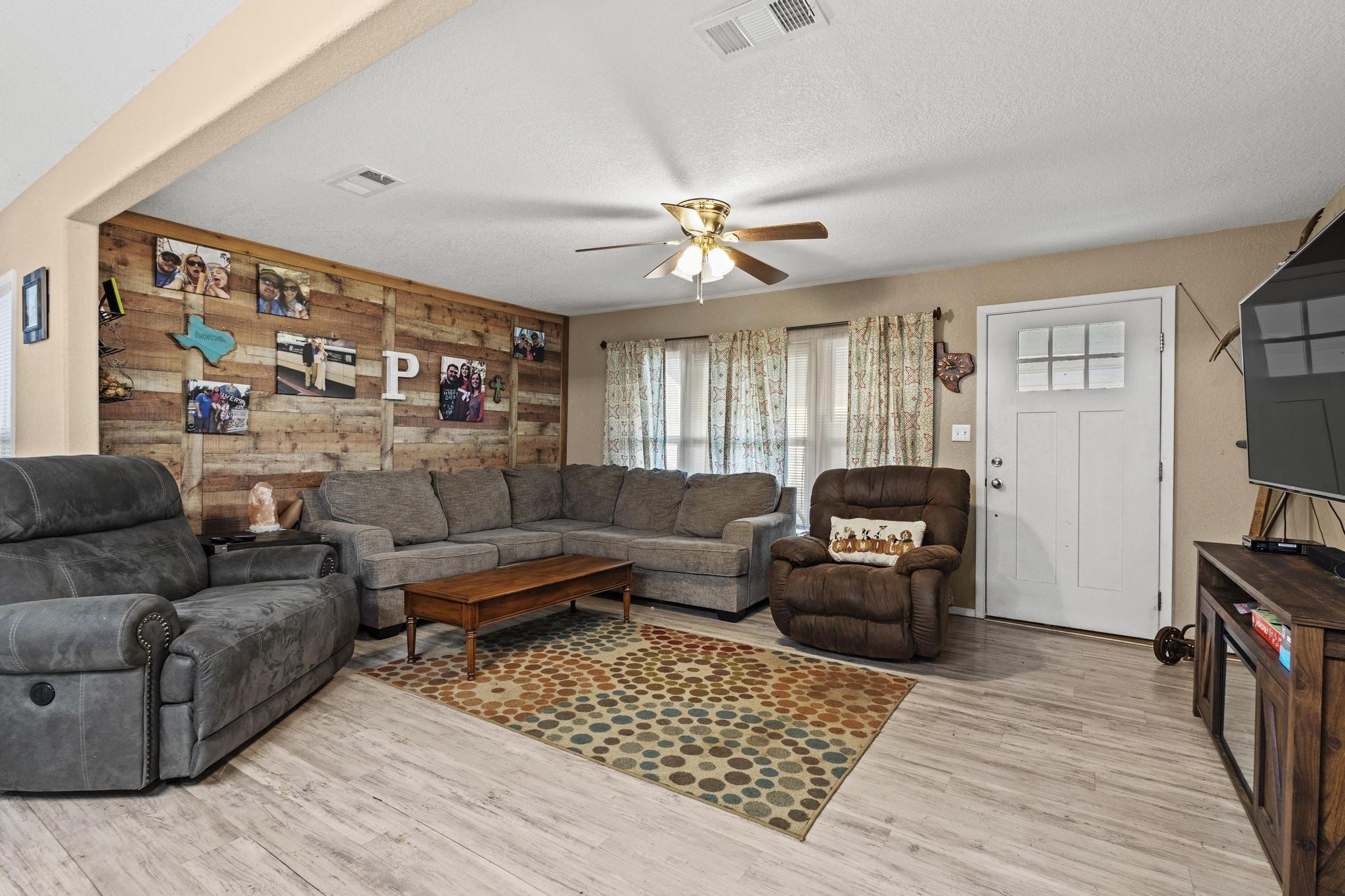469 Dugan Chapel Bells TX 75414