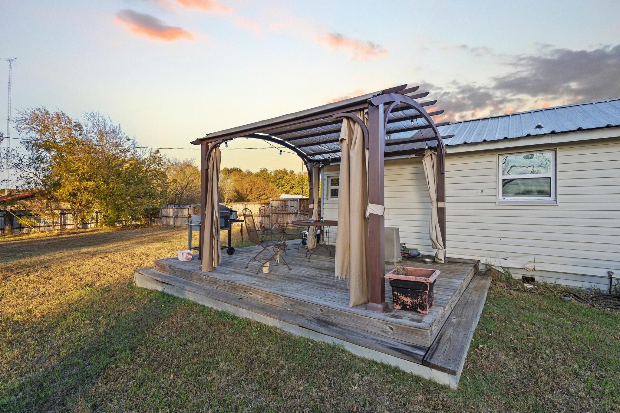 469 Dugan Chapel Bells TX 75414