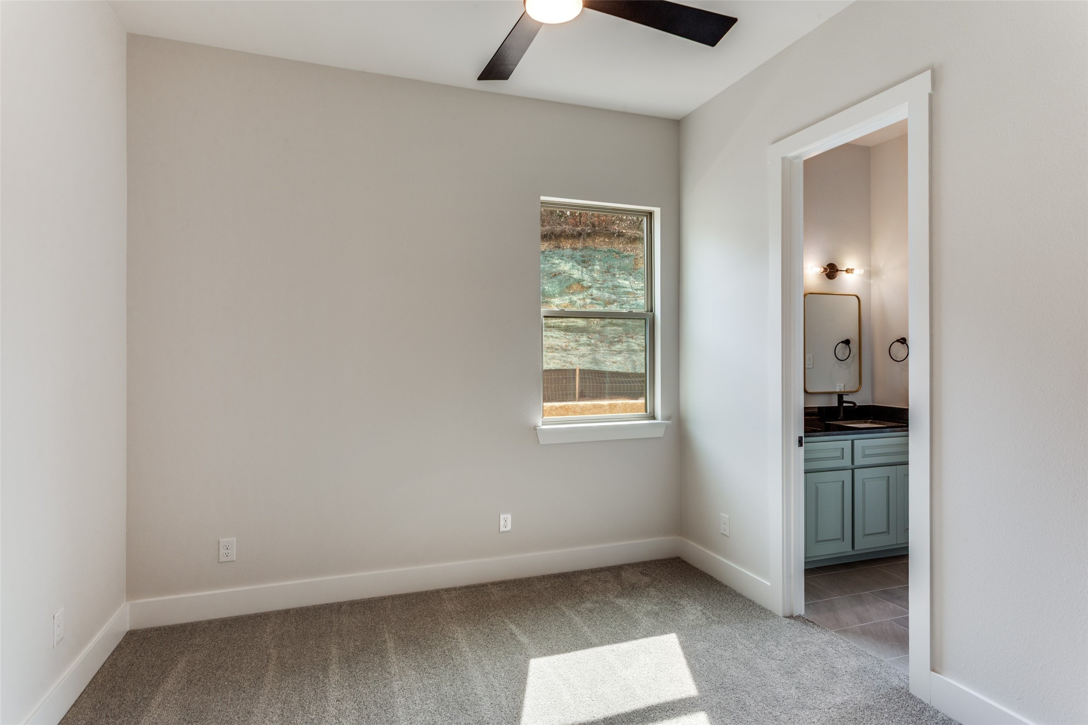 521 Aermotor Loop Weatherford TX 76085