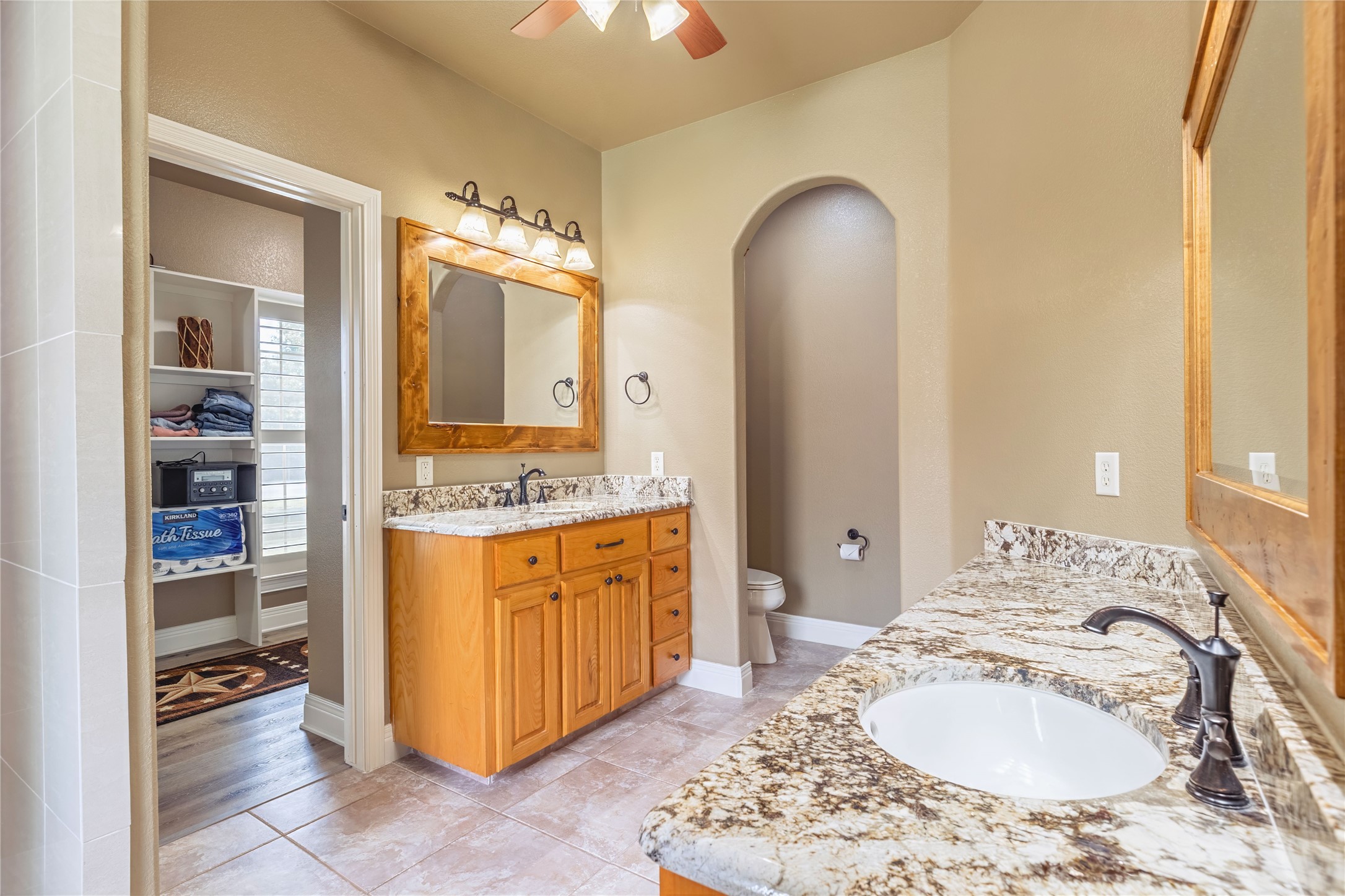 136 Oakwood Court Lakeside TX 76135
