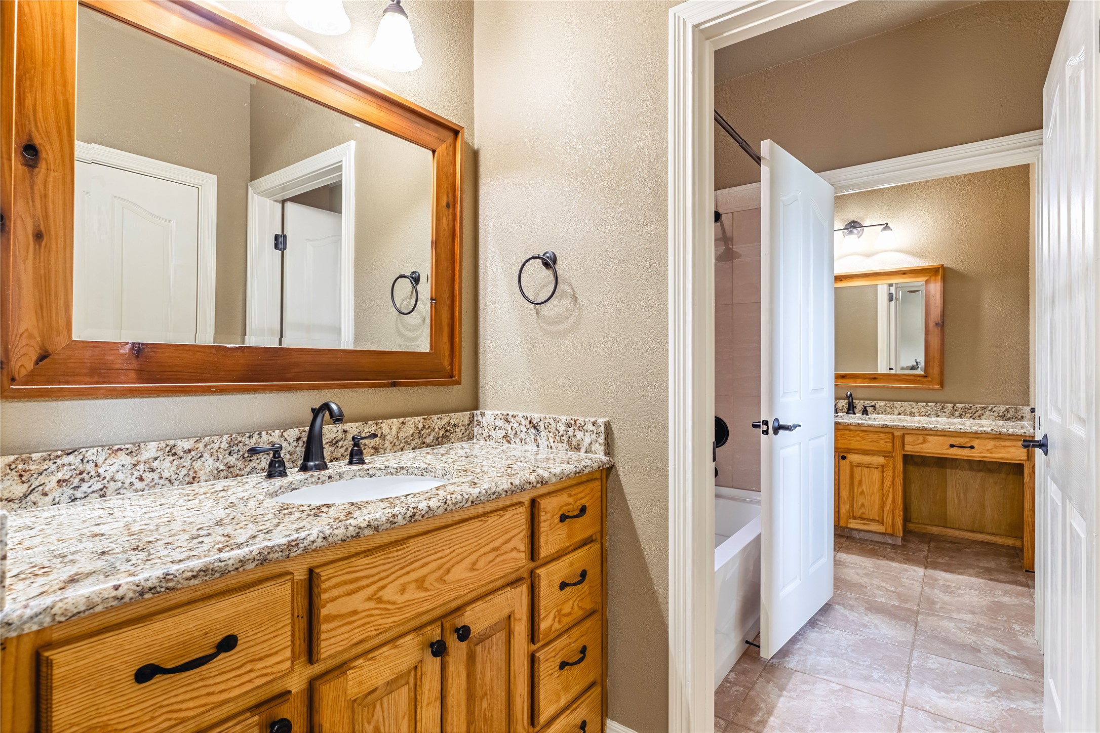 136 Oakwood Court Lakeside TX 76135