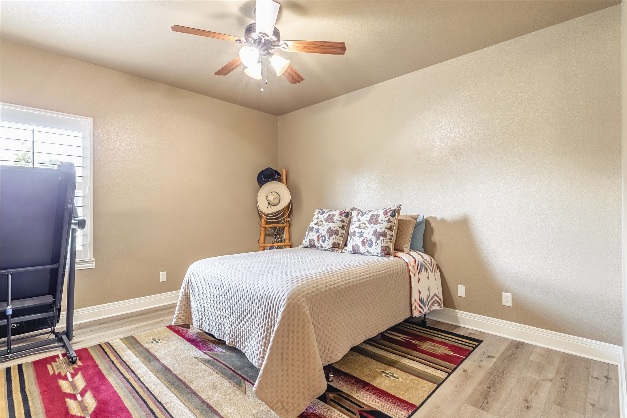 136 Oakwood Court Lakeside TX 76135