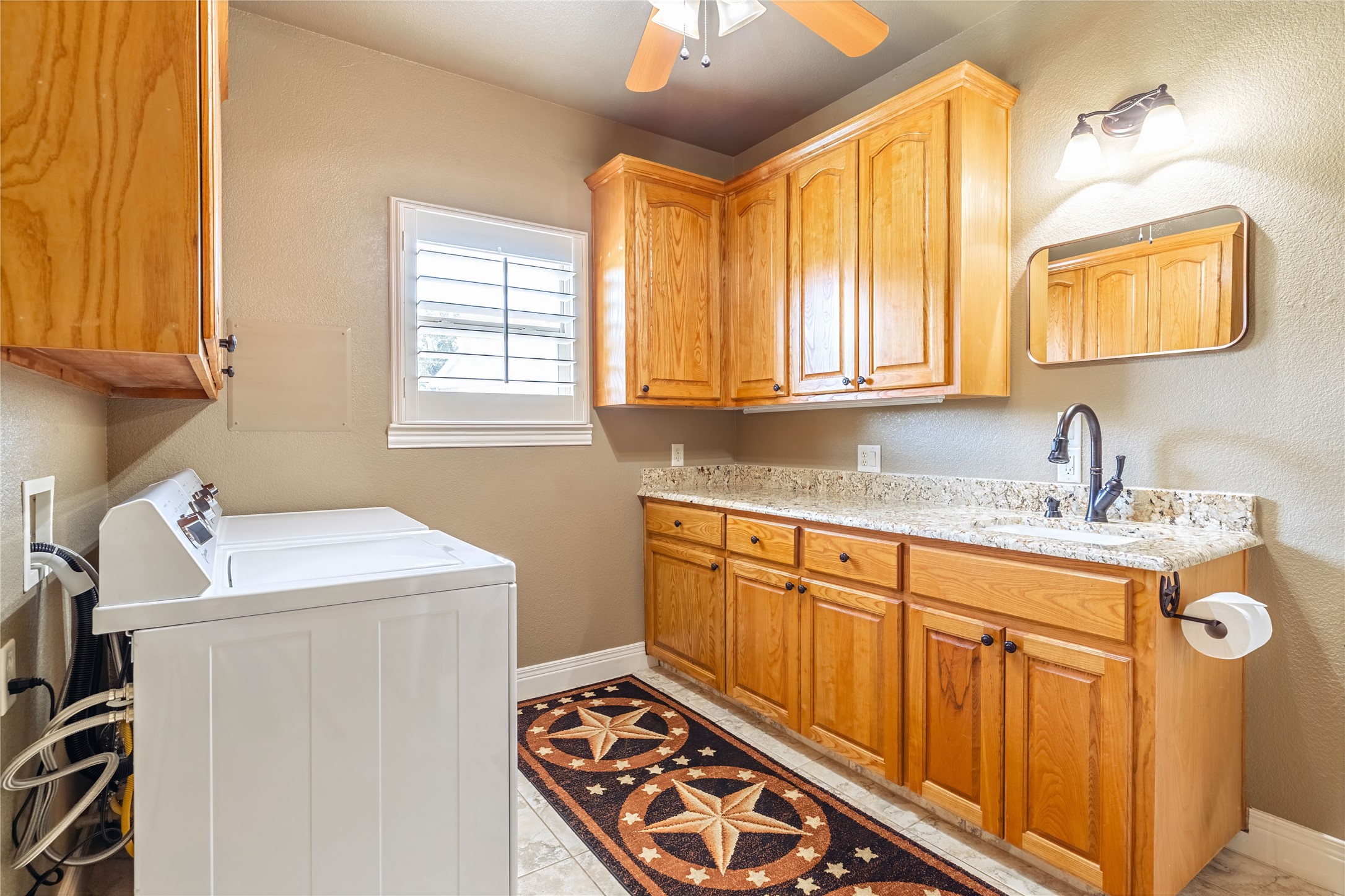 136 Oakwood Court Lakeside TX 76135
