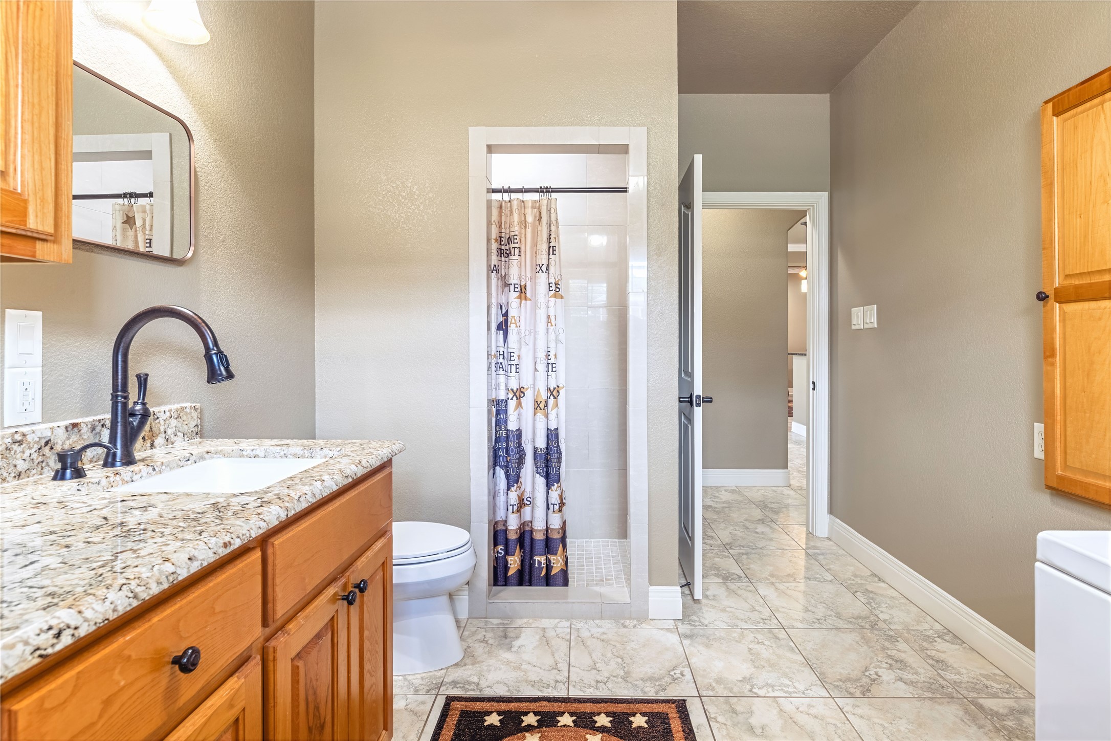 136 Oakwood Court Lakeside TX 76135