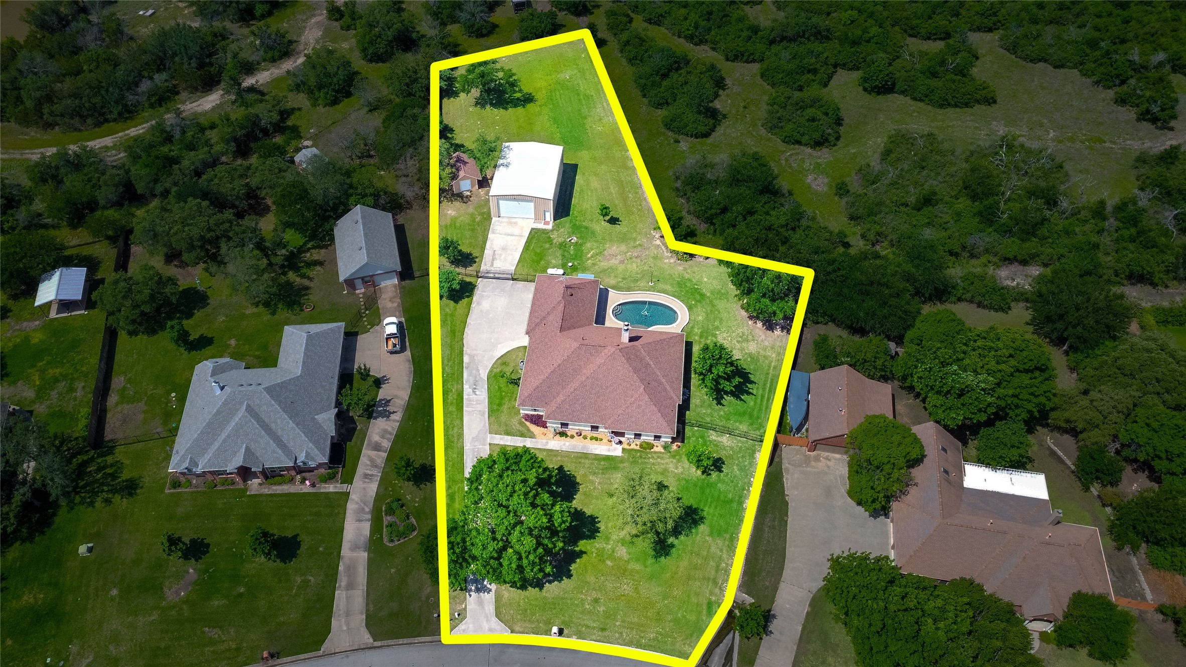 136 Oakwood Court Lakeside TX 76135