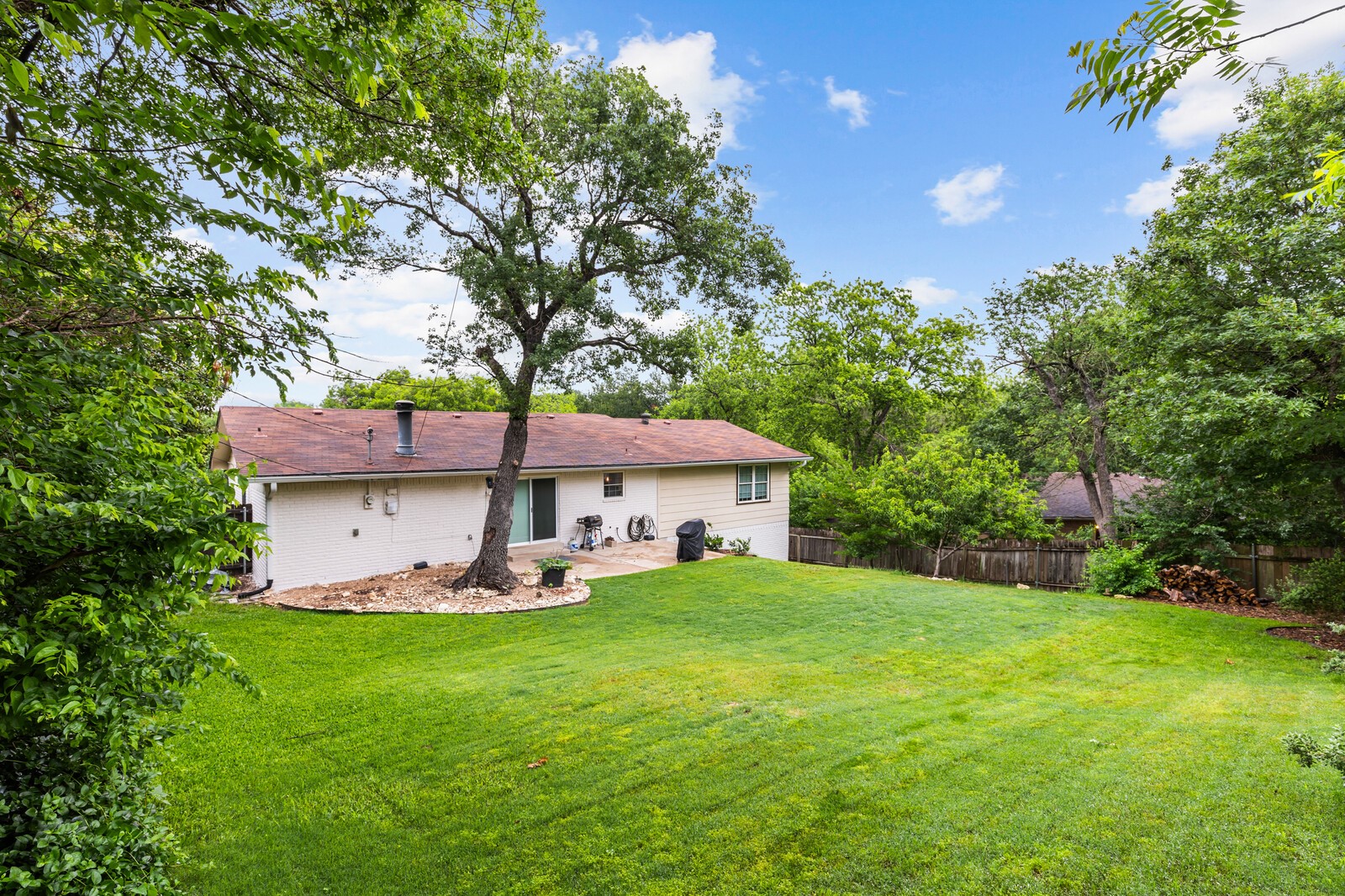 420 Brookwood Drive Woodway TX 76712