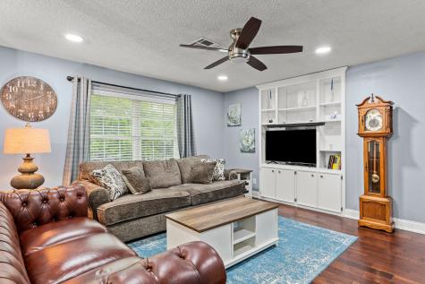 420 Brookwood Drive Woodway TX 76712