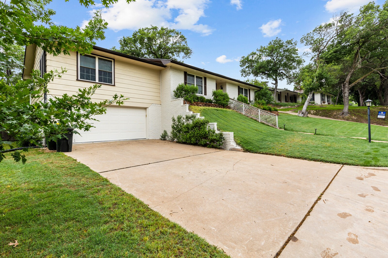 420 Brookwood Drive Woodway TX 76712