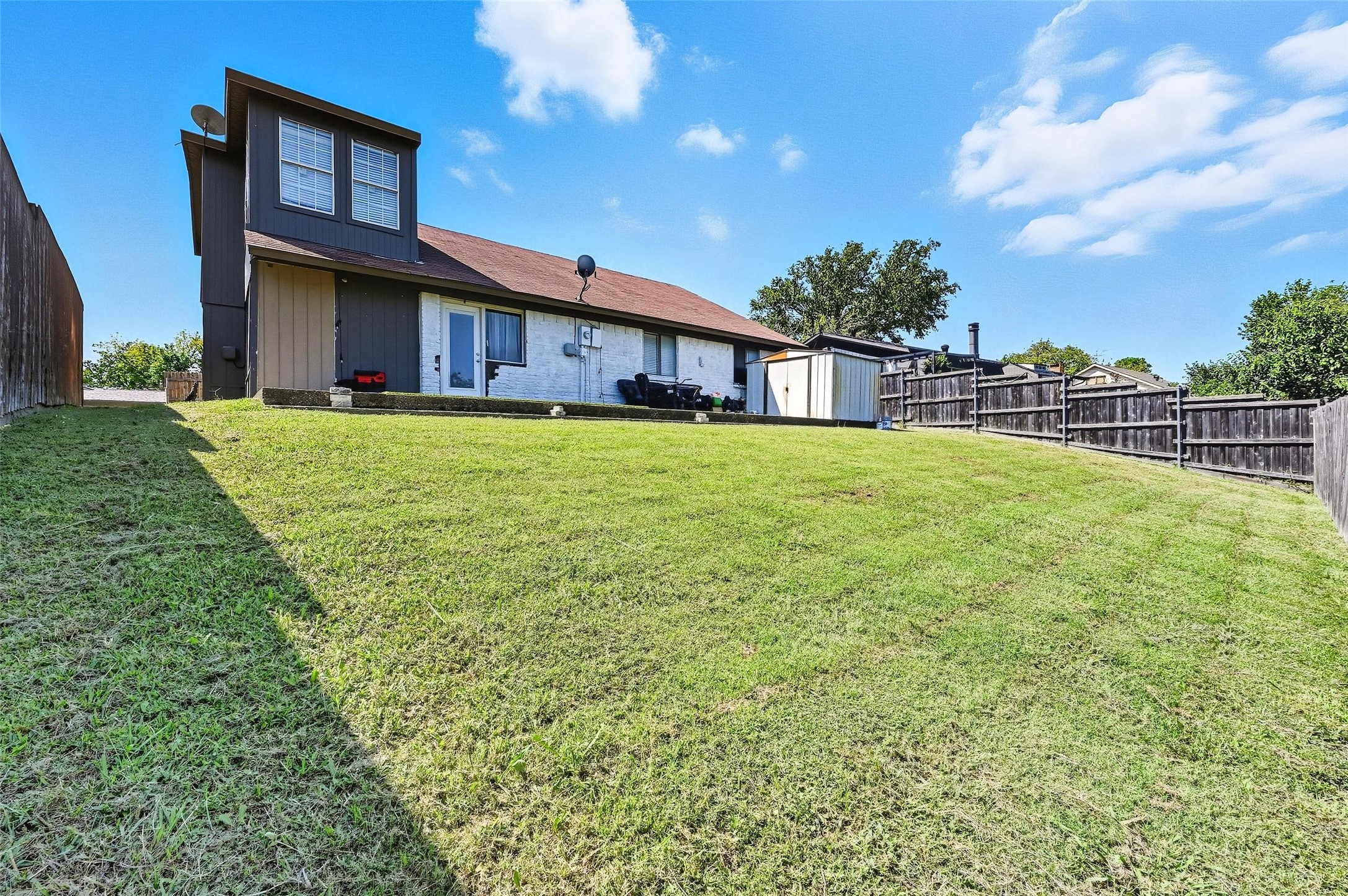 801 Via Avenida Mesquite TX 75150