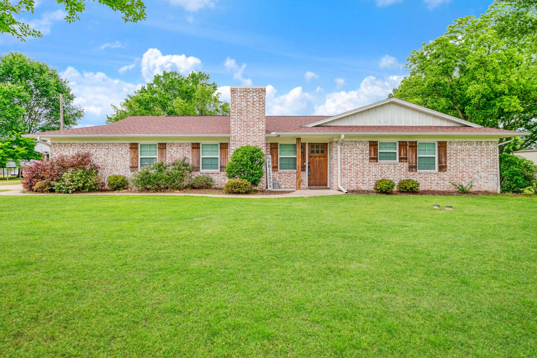 4781 Farm Road 79 Paris TX 75460