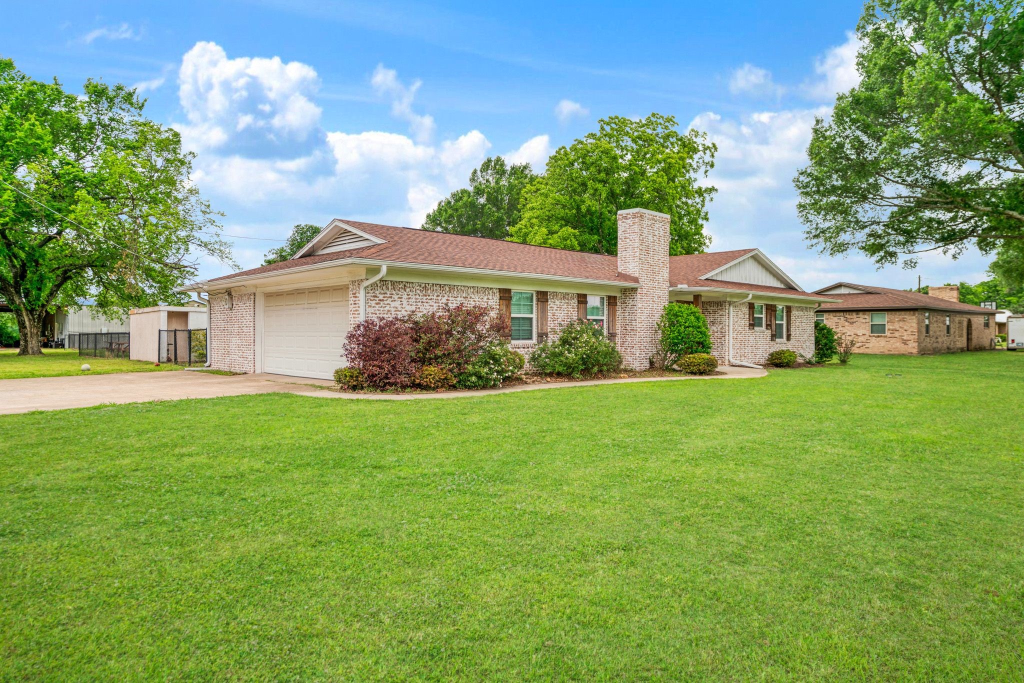 4781 Farm Road 79 Paris TX 75460