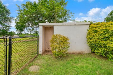 4781 Farm Road 79 Paris TX 75460