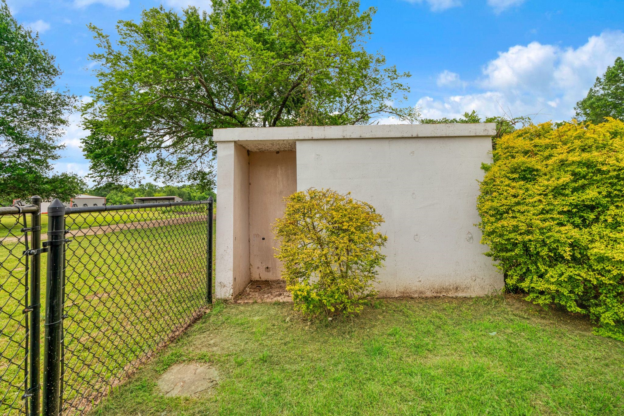 4781 Farm Road 79 Paris TX 75460