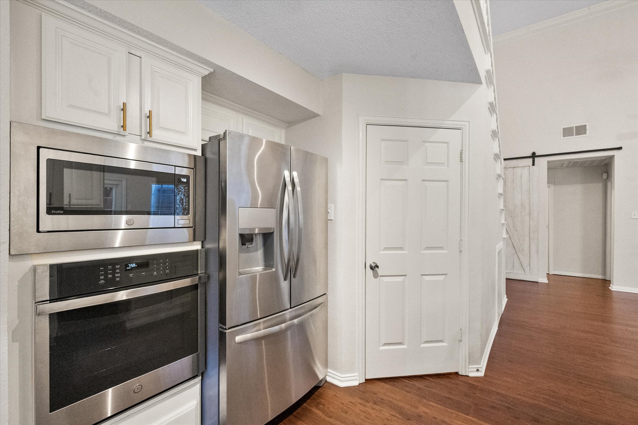 14593 Princeton Court Addison TX 75001