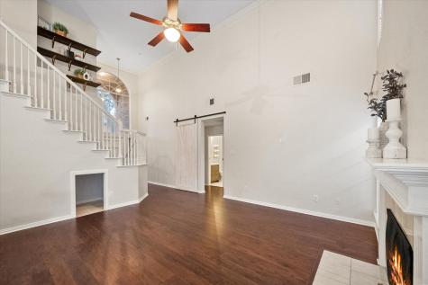 14593 Princeton Court Addison TX 75001