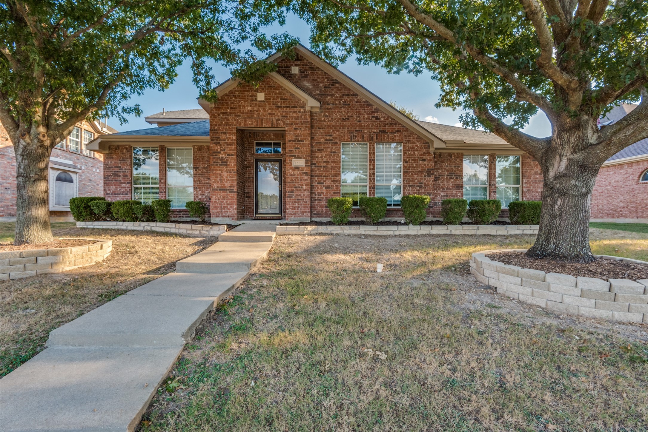 1604 Tanglerose Drive Desoto TX 75115
