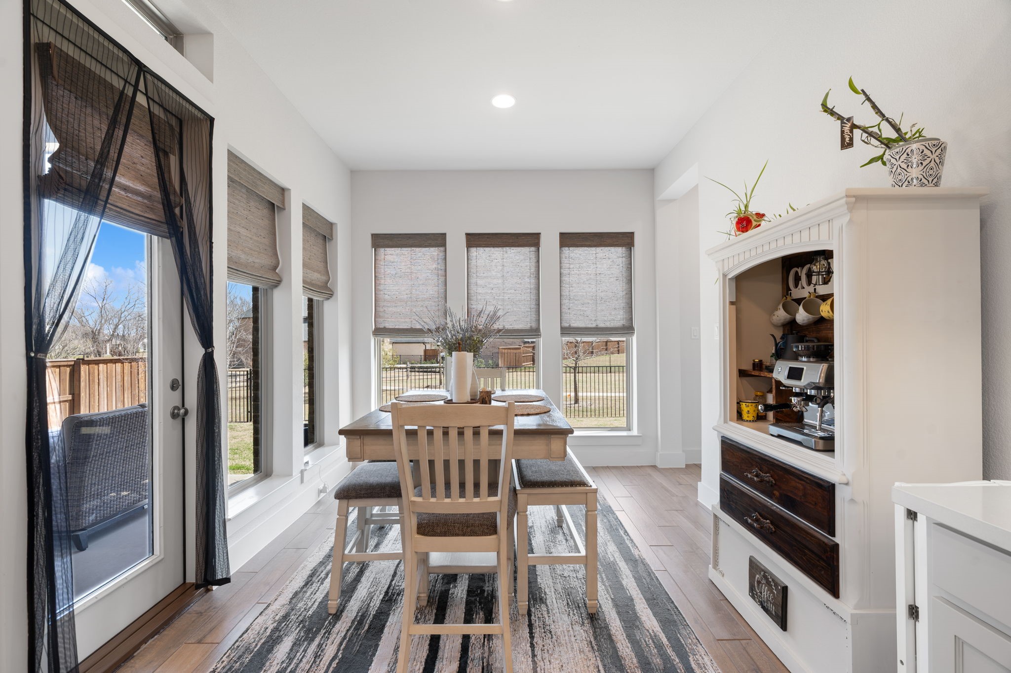 1713 Cannon Street Van Alstyne TX 75495