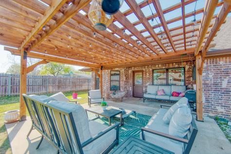 100 Prairie Grass Drive Whitesboro TX 76273