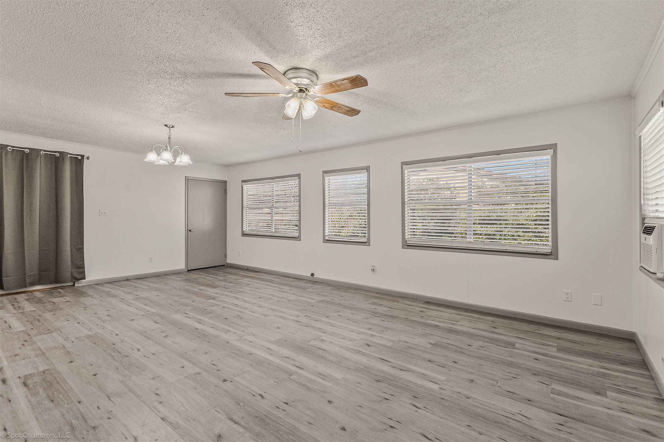 1401 N Rockwall Avenue Terrell TX 75160
