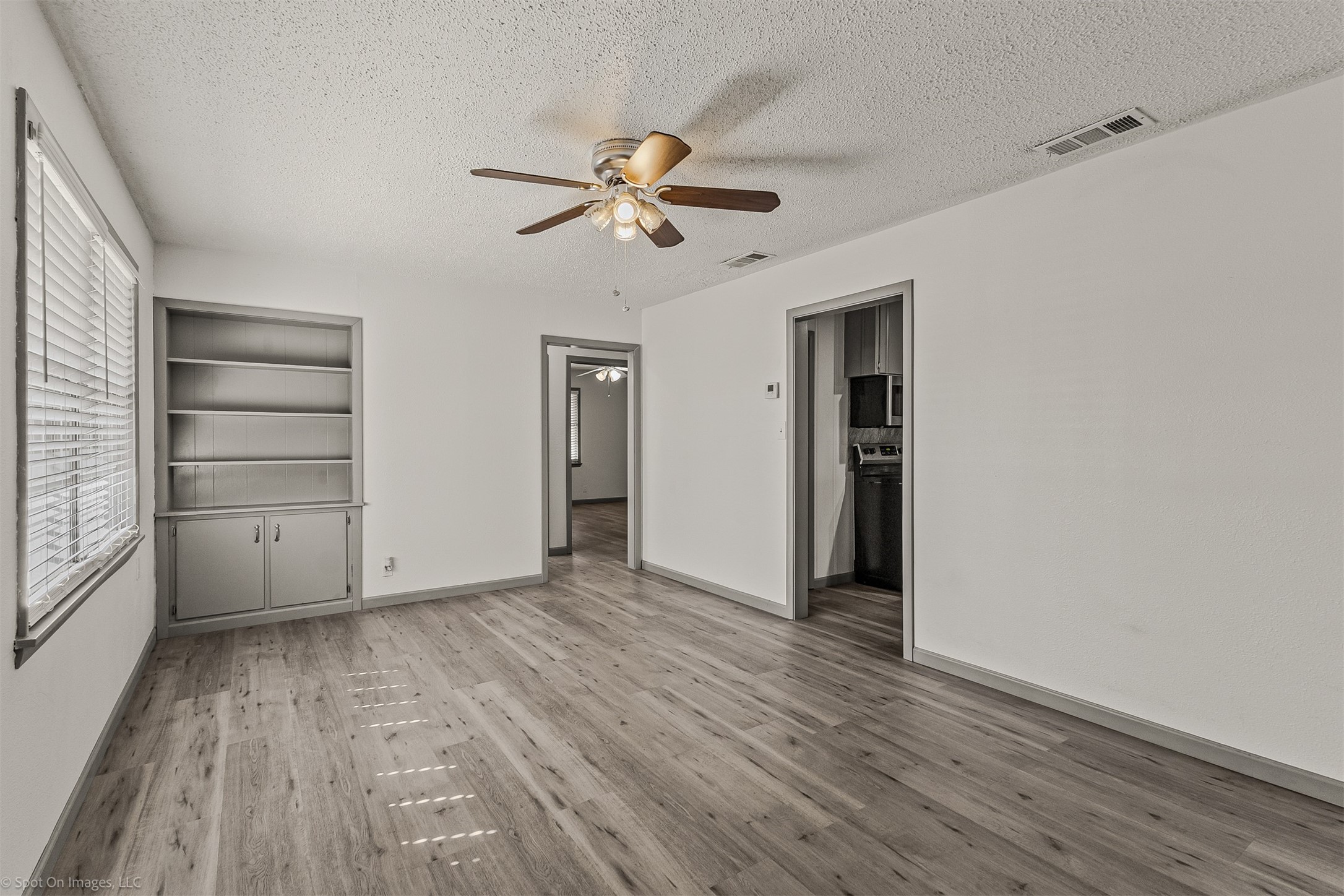 1401 N Rockwall Avenue Terrell TX 75160