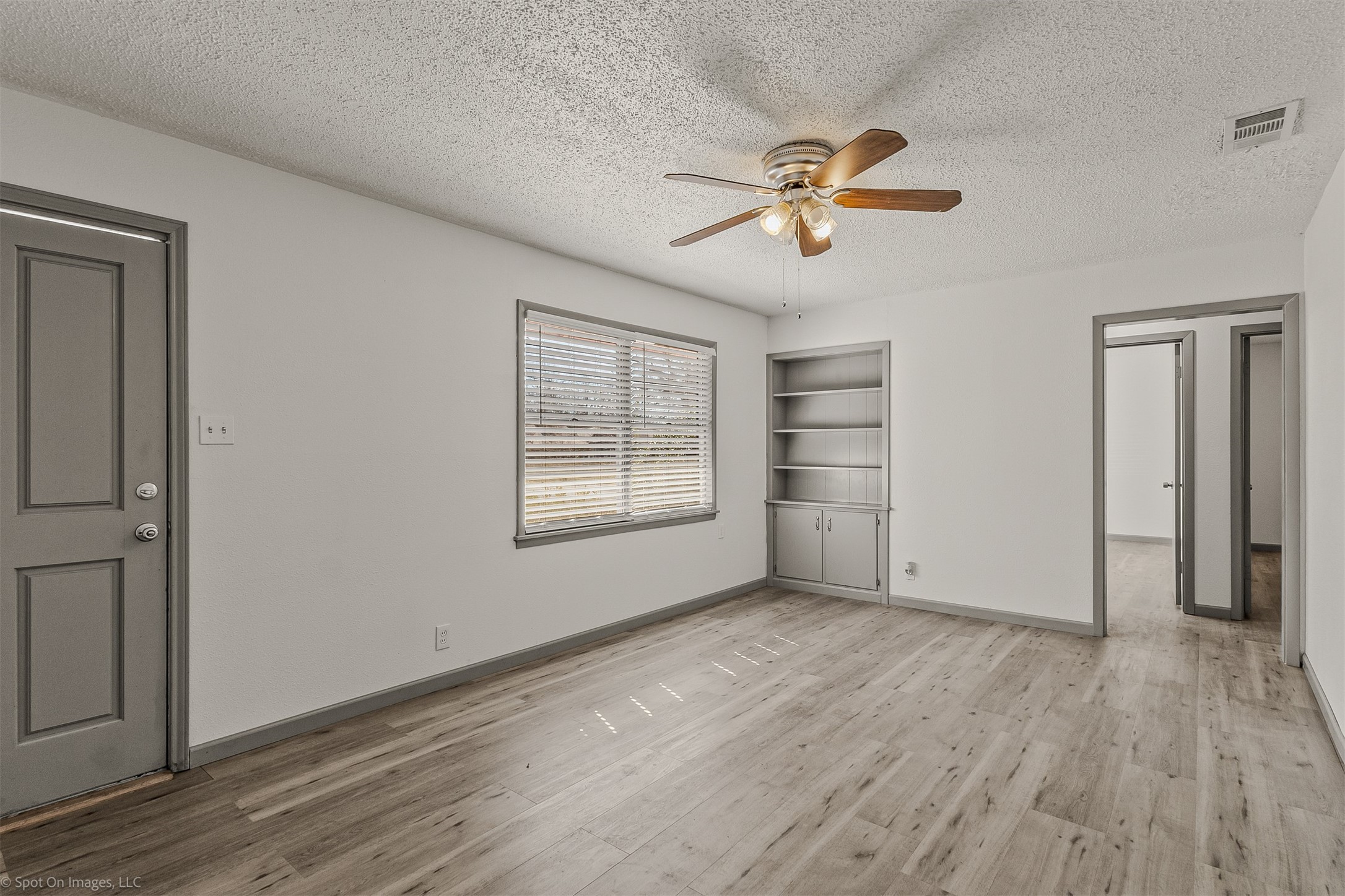 1401 N Rockwall Avenue Terrell TX 75160