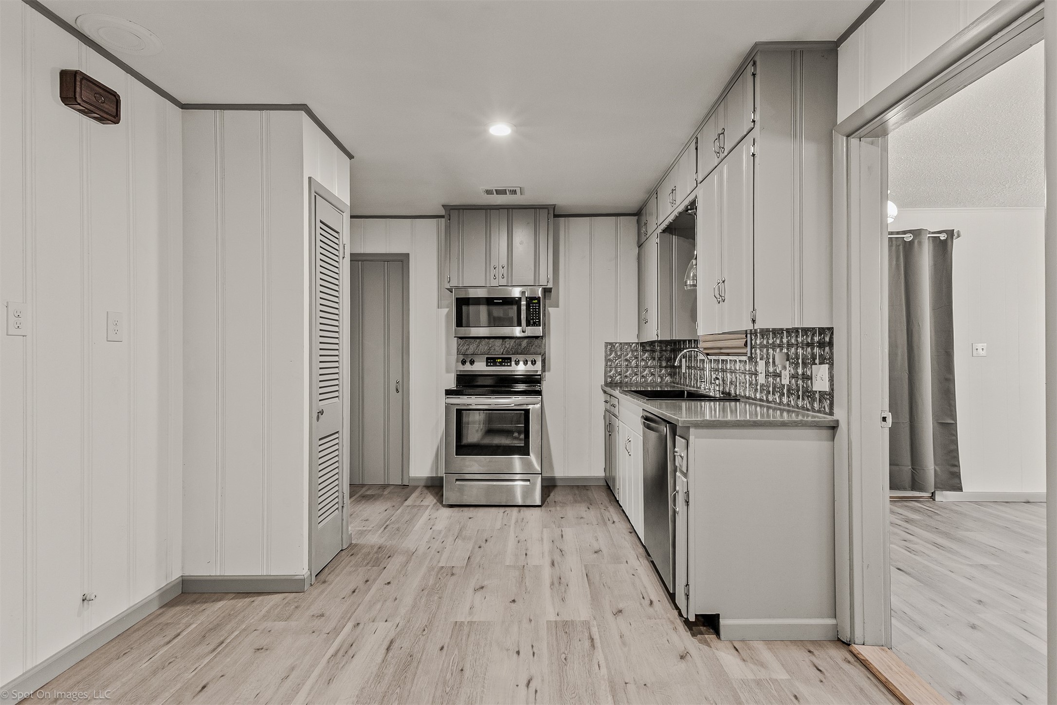 1401 N Rockwall Avenue Terrell TX 75160