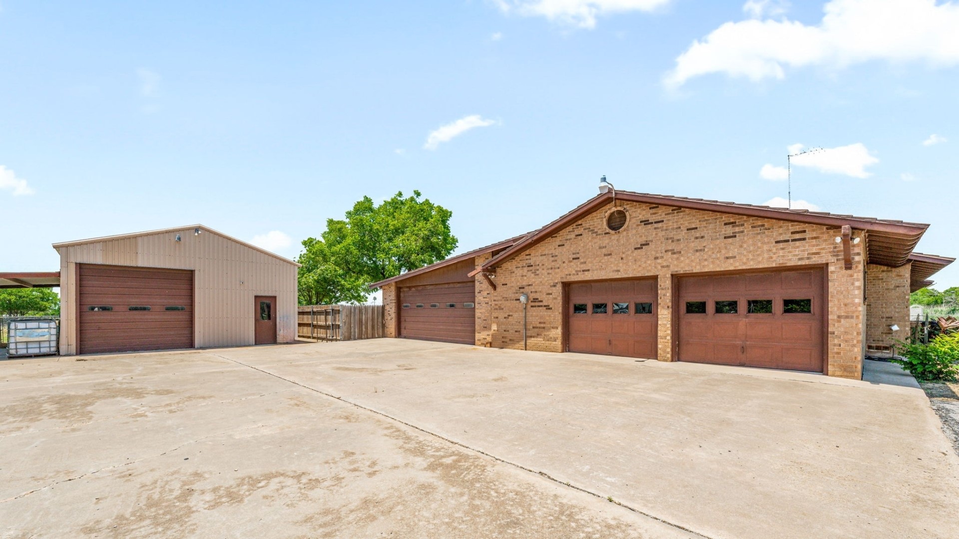 608 Avenue H S Chillicothe TX 79225