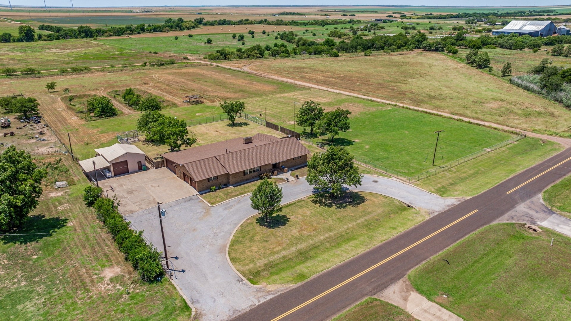 608 Avenue H S Chillicothe TX 79225