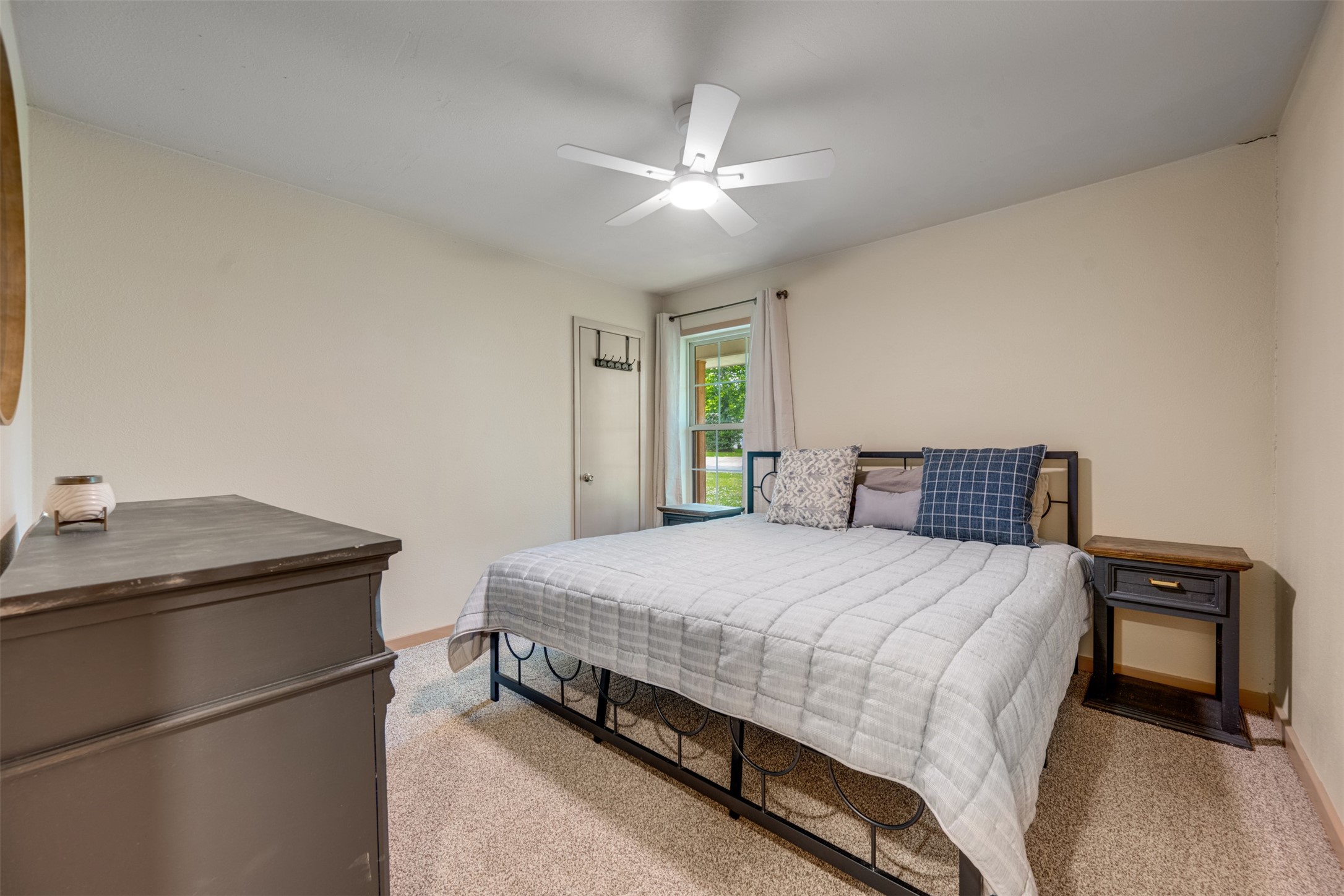 2770 40th Street SE Paris TX 75462