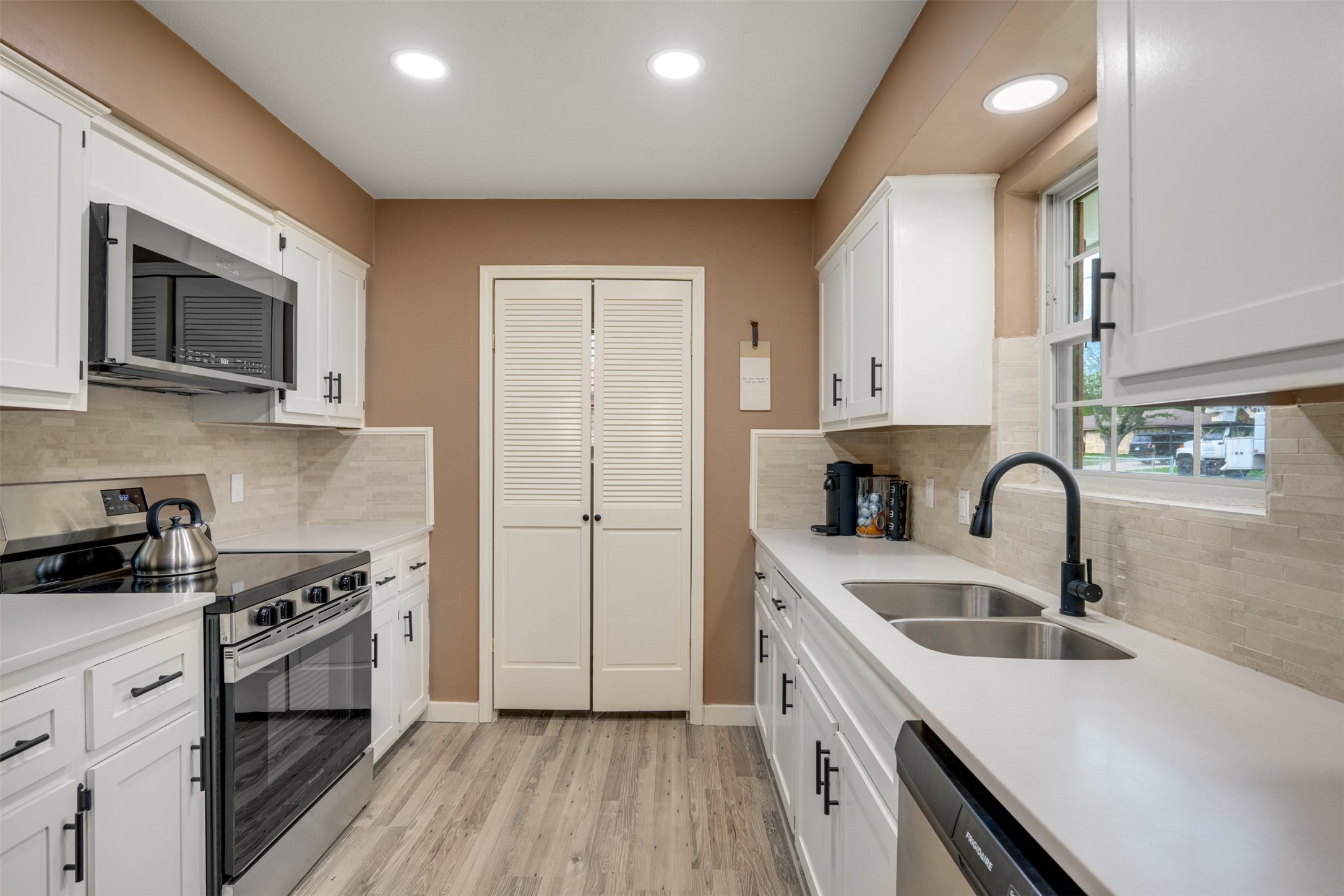 2770 40th Street SE Paris TX 75462
