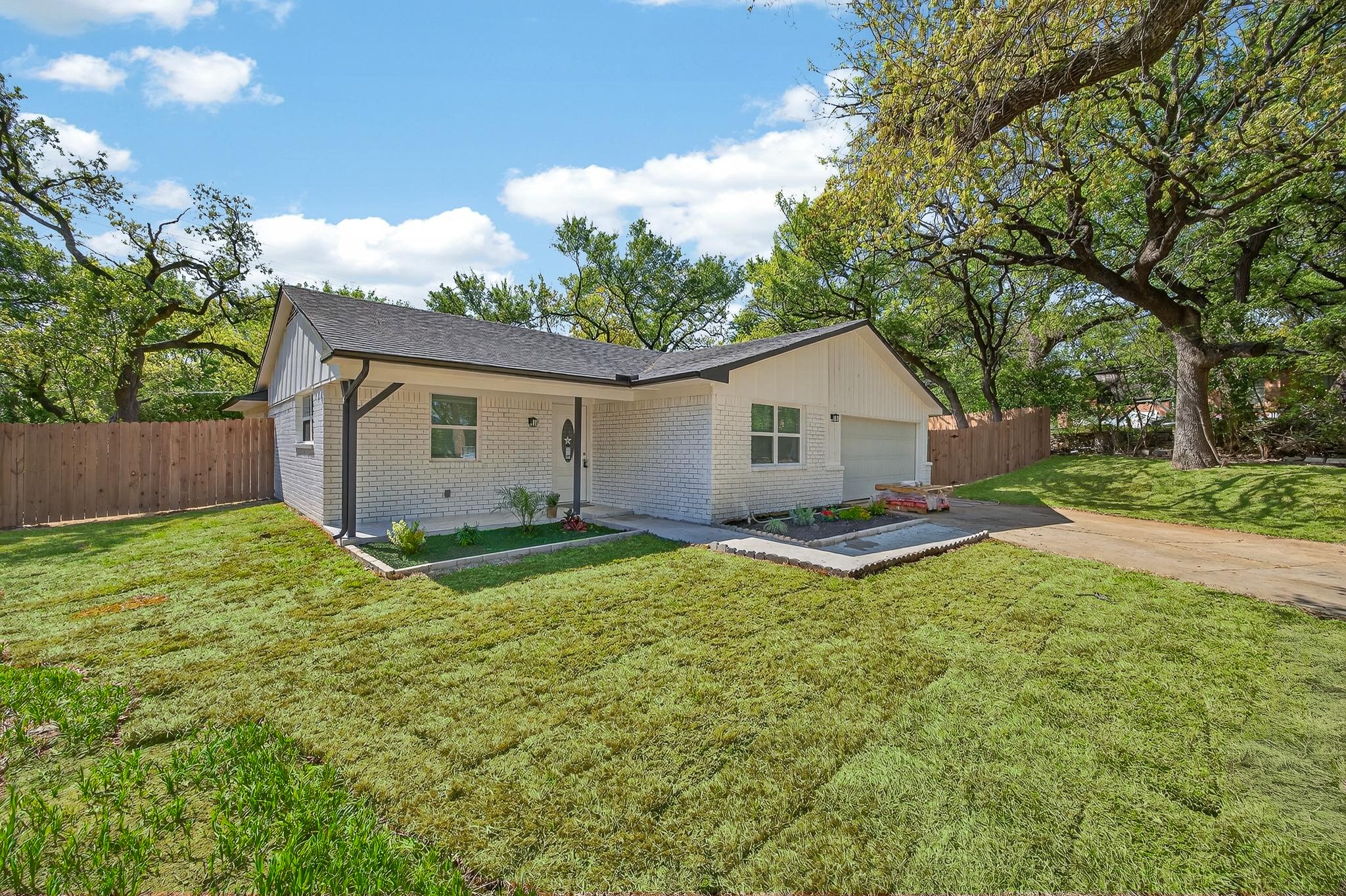 614 Lakeside Drive Irving TX 75062