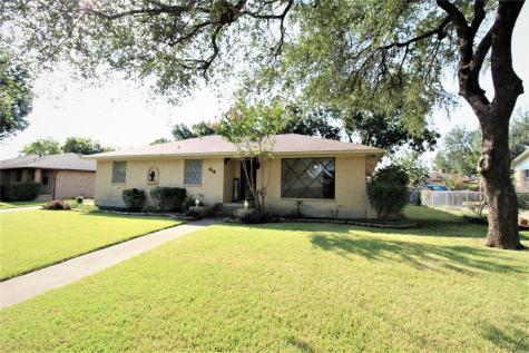 818 Worcester Lane Garland TX 75040
