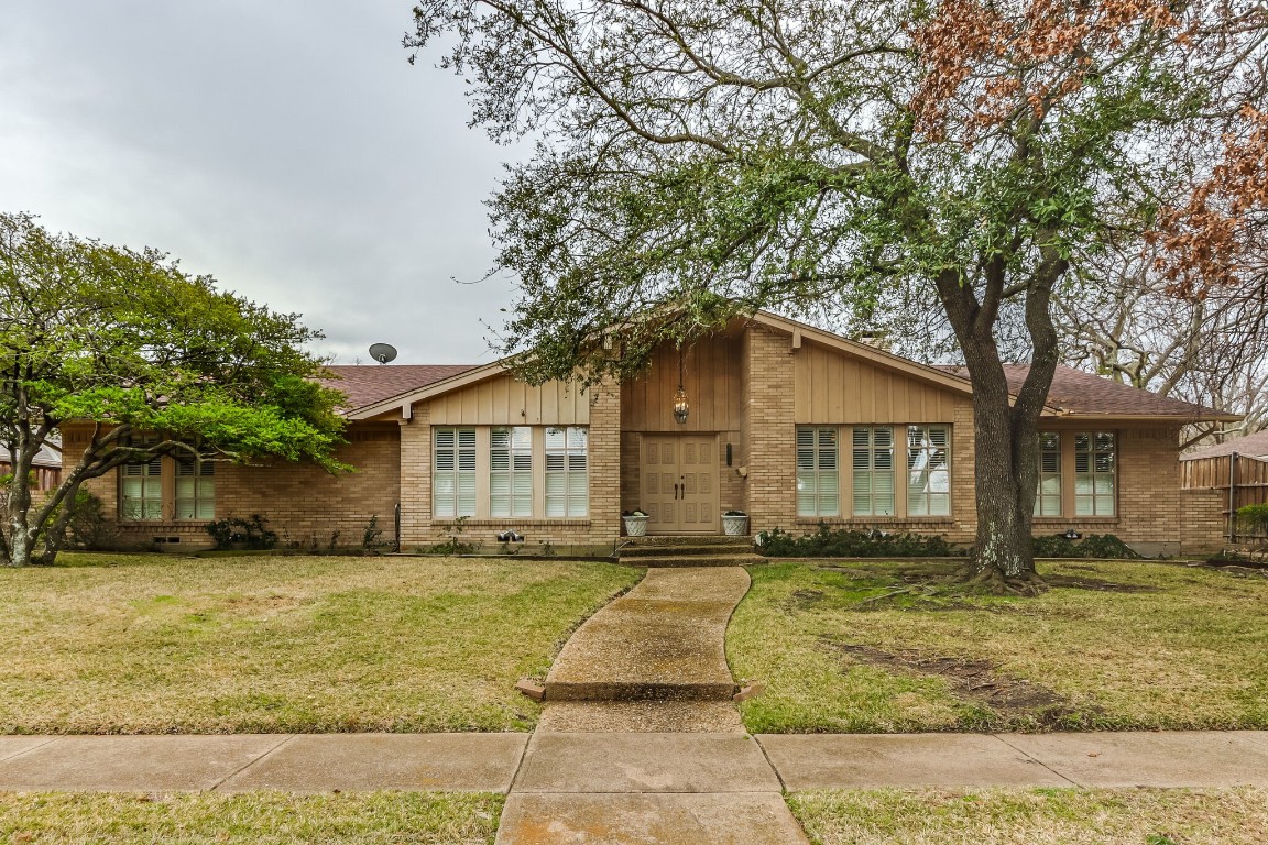 7116 Stonetrail Drive Dallas TX 75230