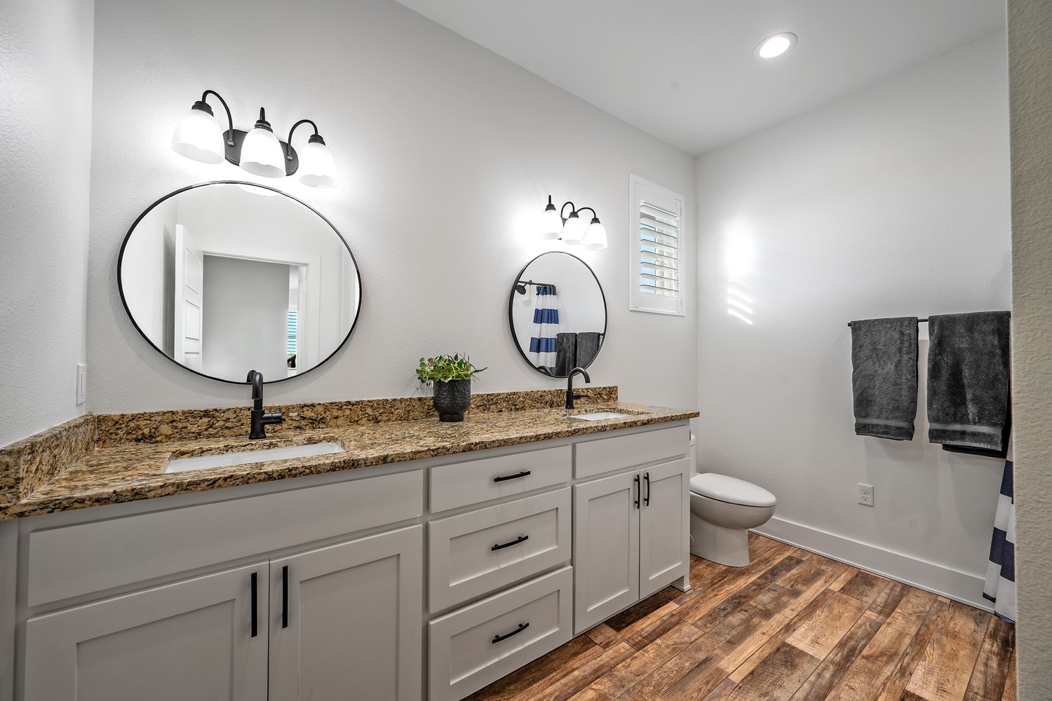 4509 Peach Tree Kingston OK 73439