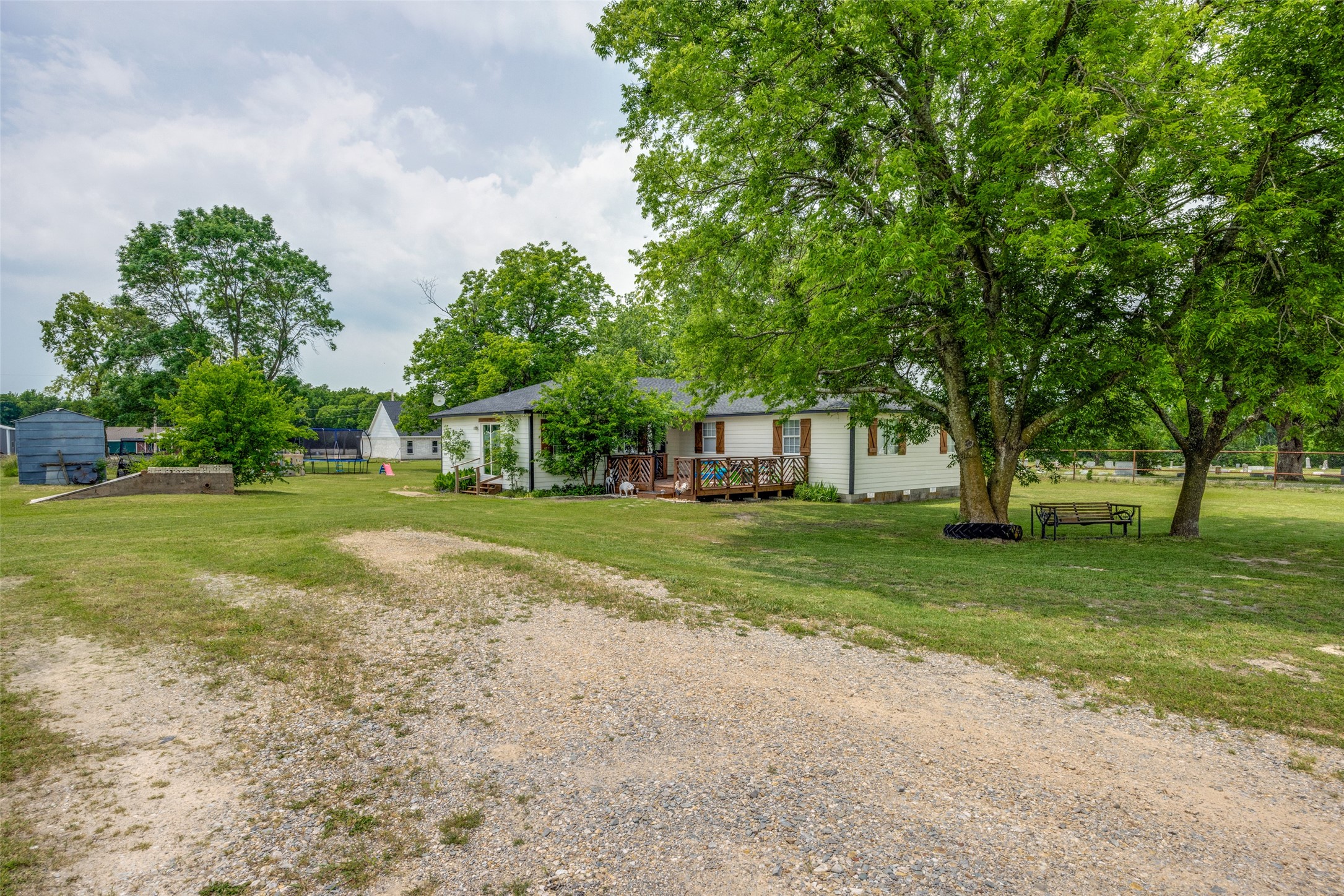 411 W Houston Street Leonard TX 75452