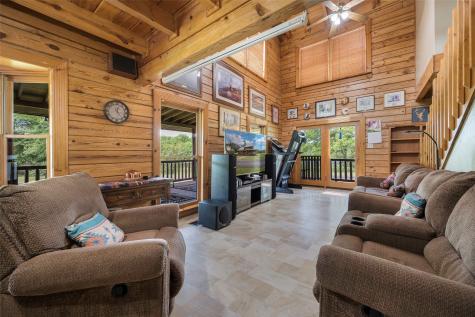1003 Vz County Road 3211 Wills Point TX 75169