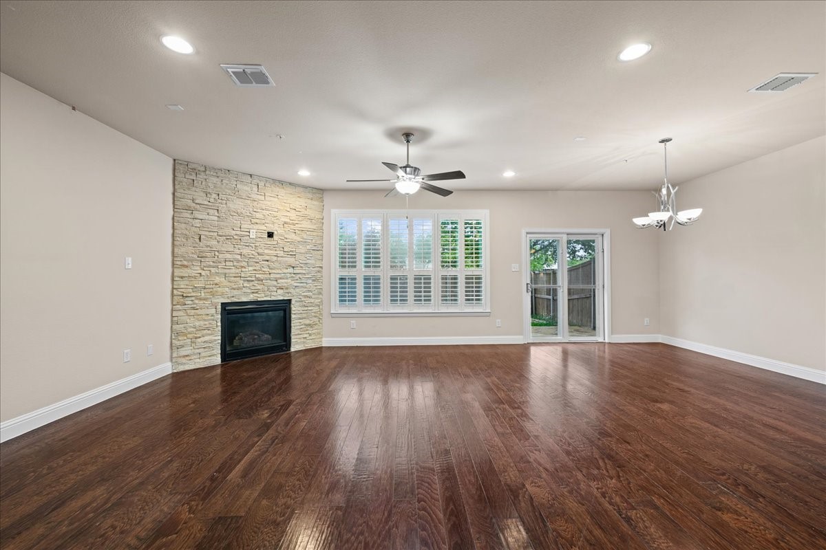 424 Hunt Drive Lewisville TX 75067