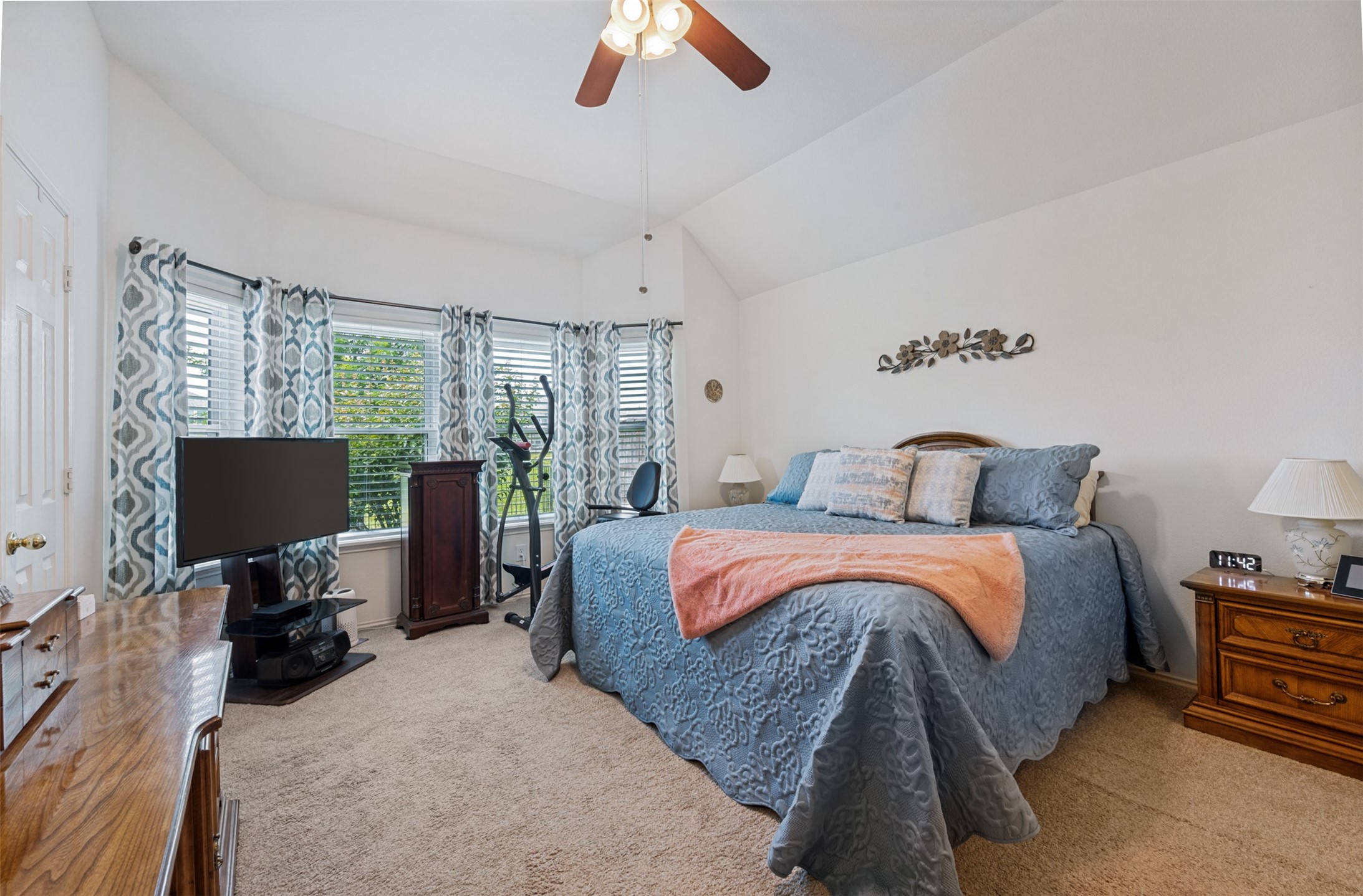 10009 White Lane Irving TX 75063