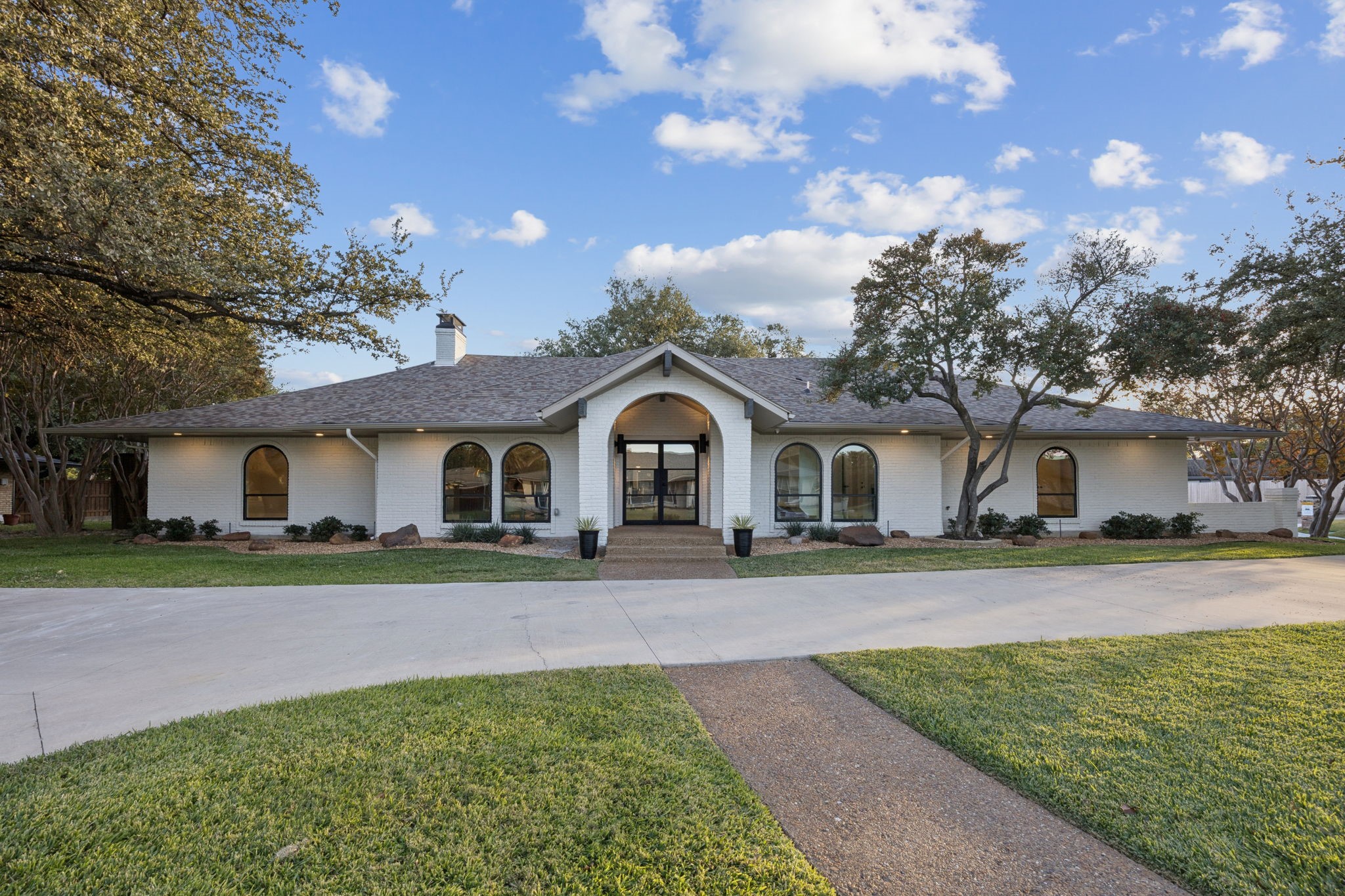4408 Forest Bend Dallas TX 75244
