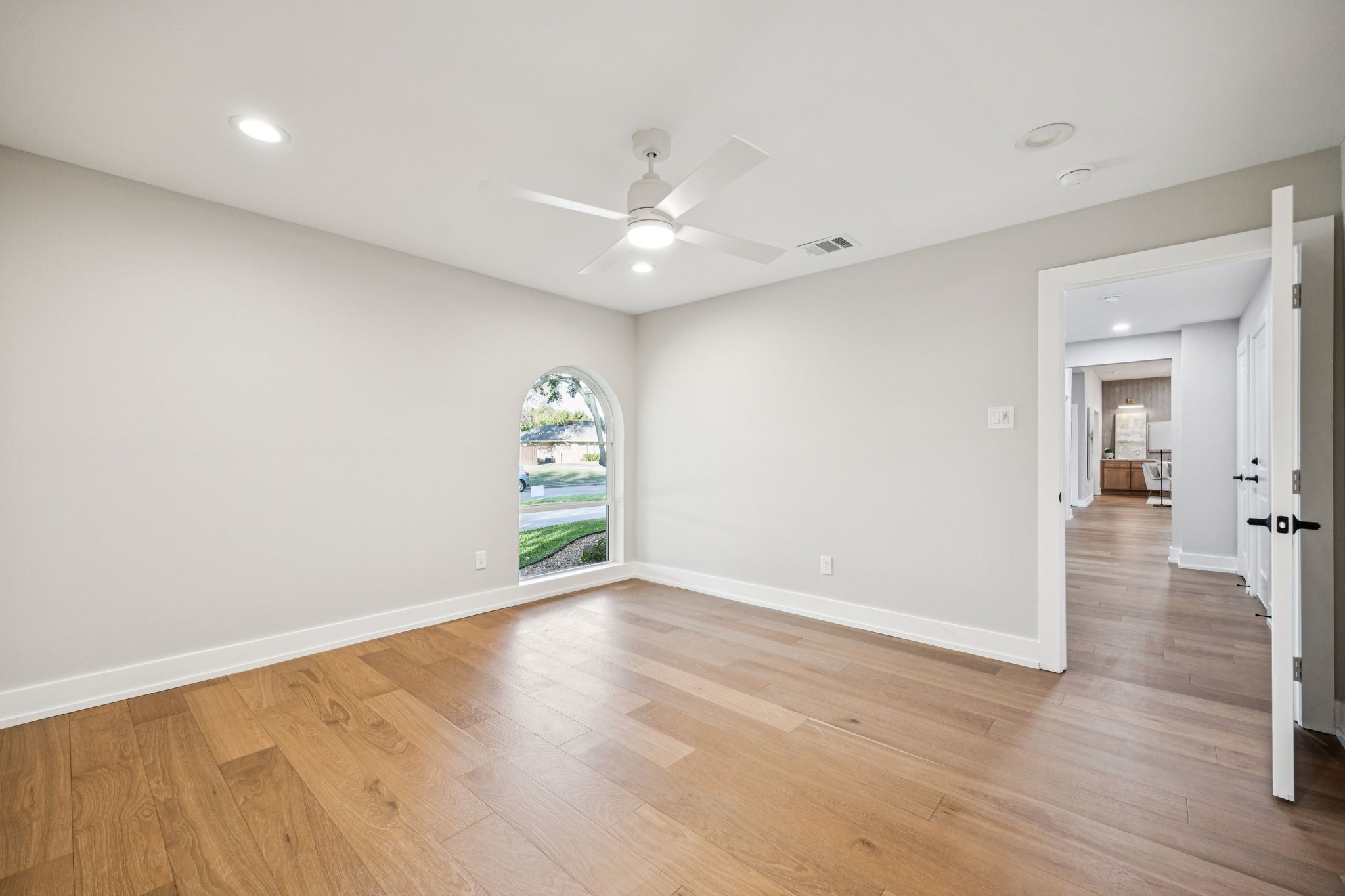 4408 Forest Bend Dallas TX 75244