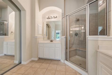 2505 Claymore Avenue Garland TX 75043