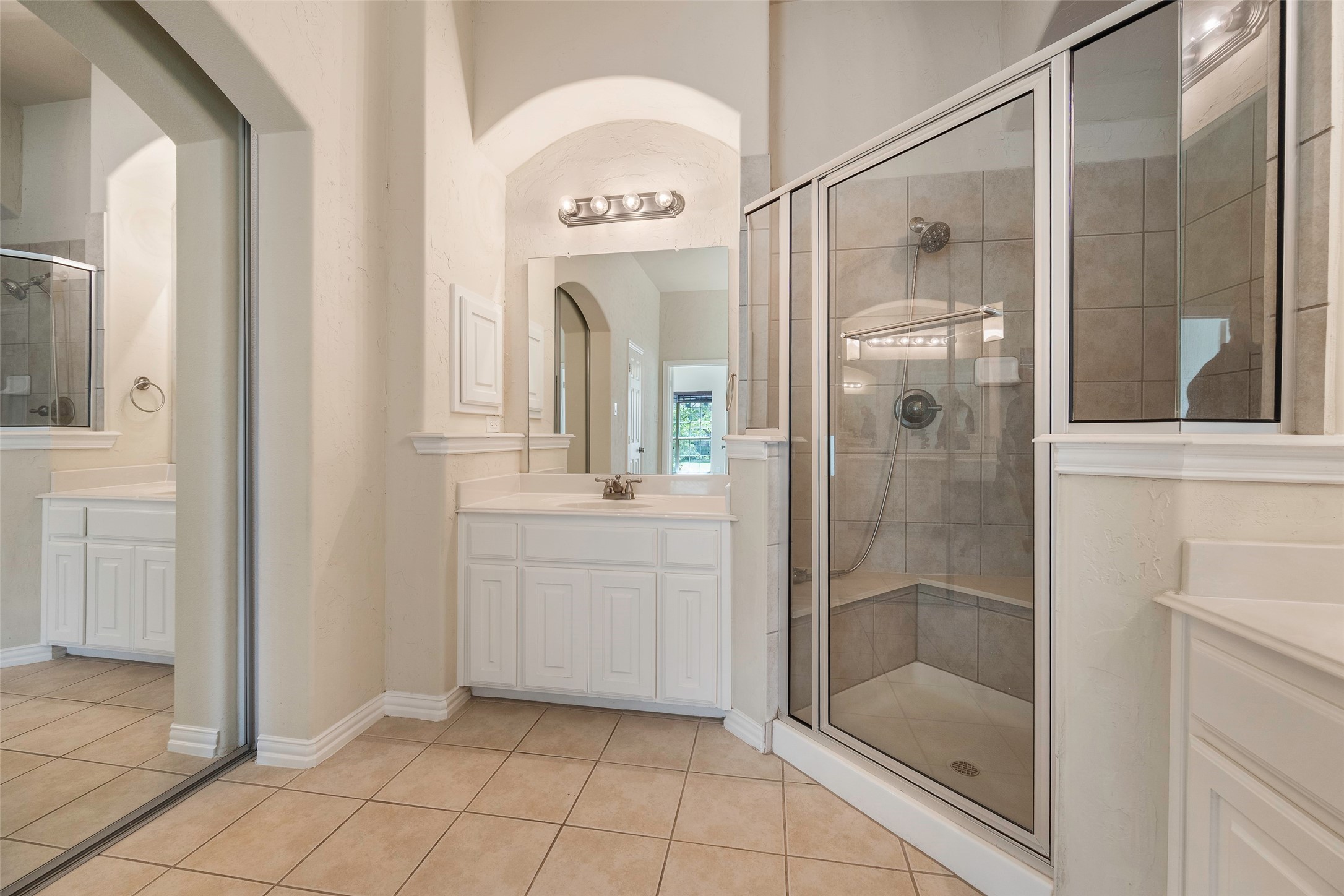 2505 Claymore Avenue Garland TX 75043