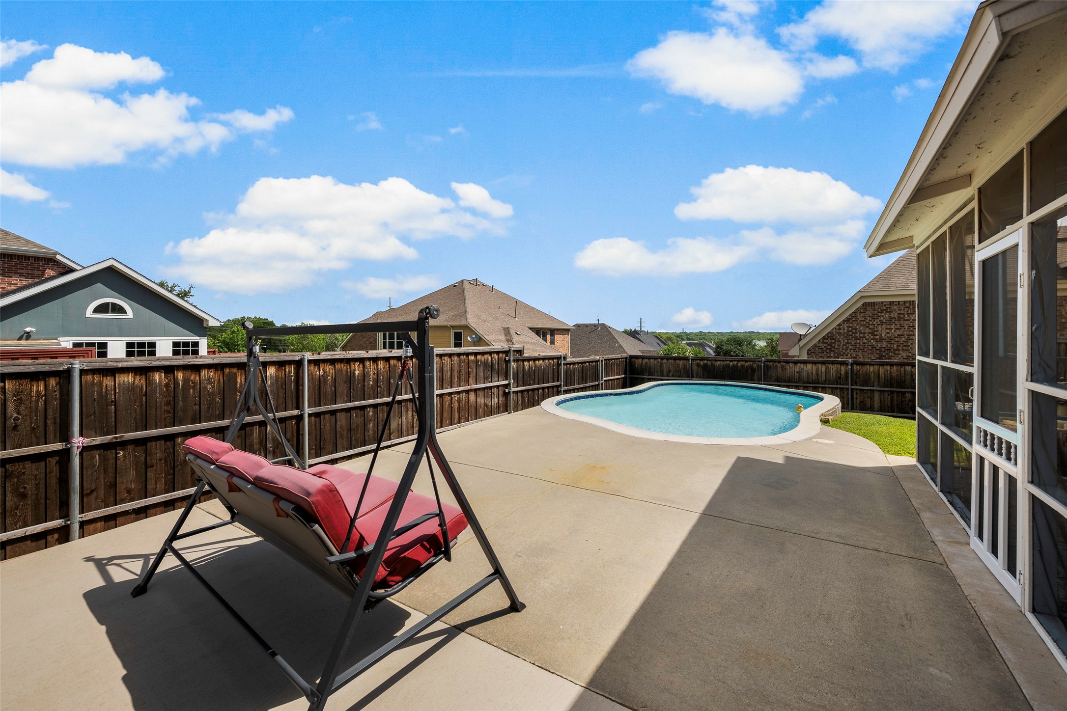 2505 Claymore Avenue Garland TX 75043