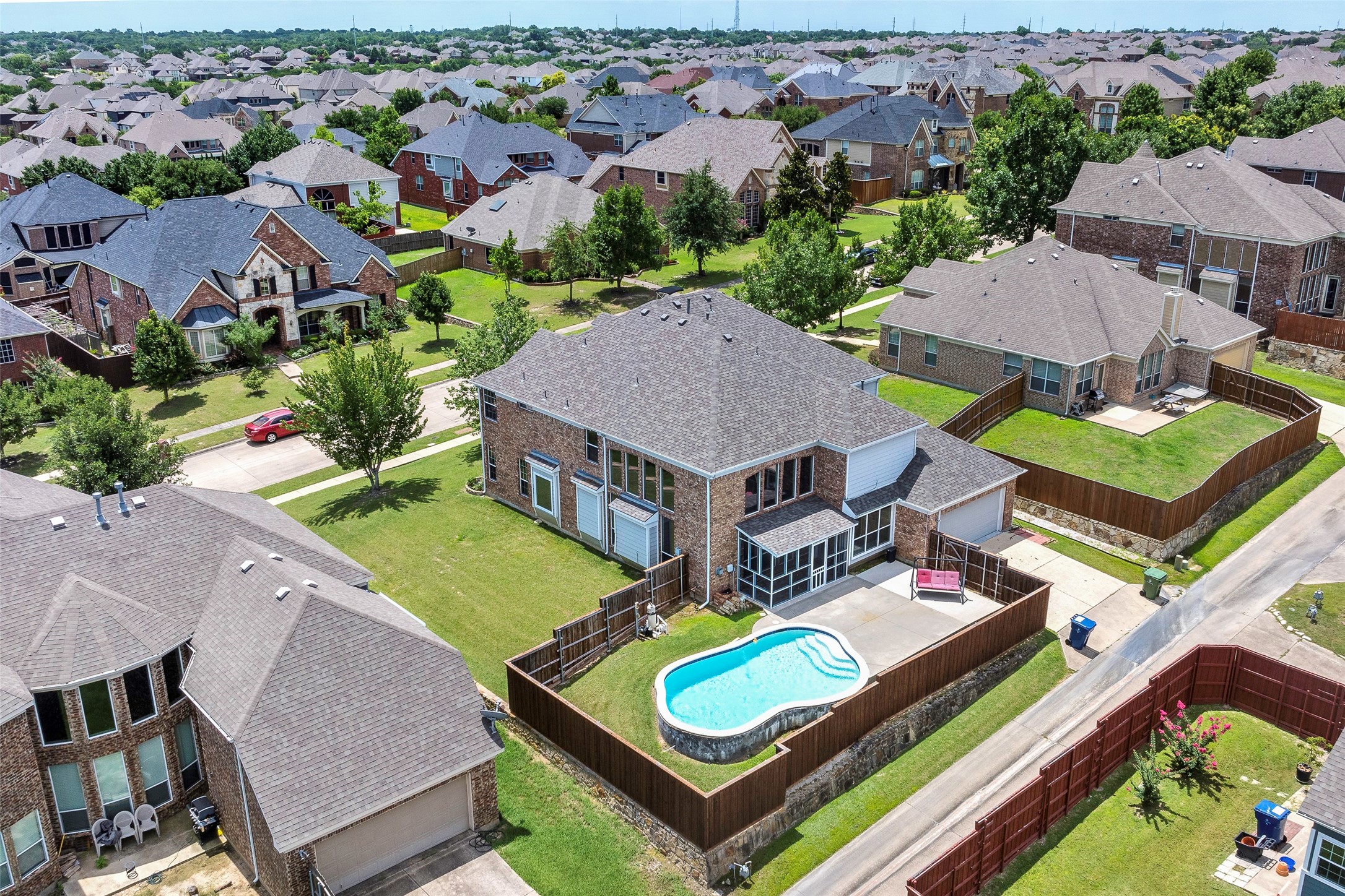 2505 Claymore Avenue Garland TX 75043