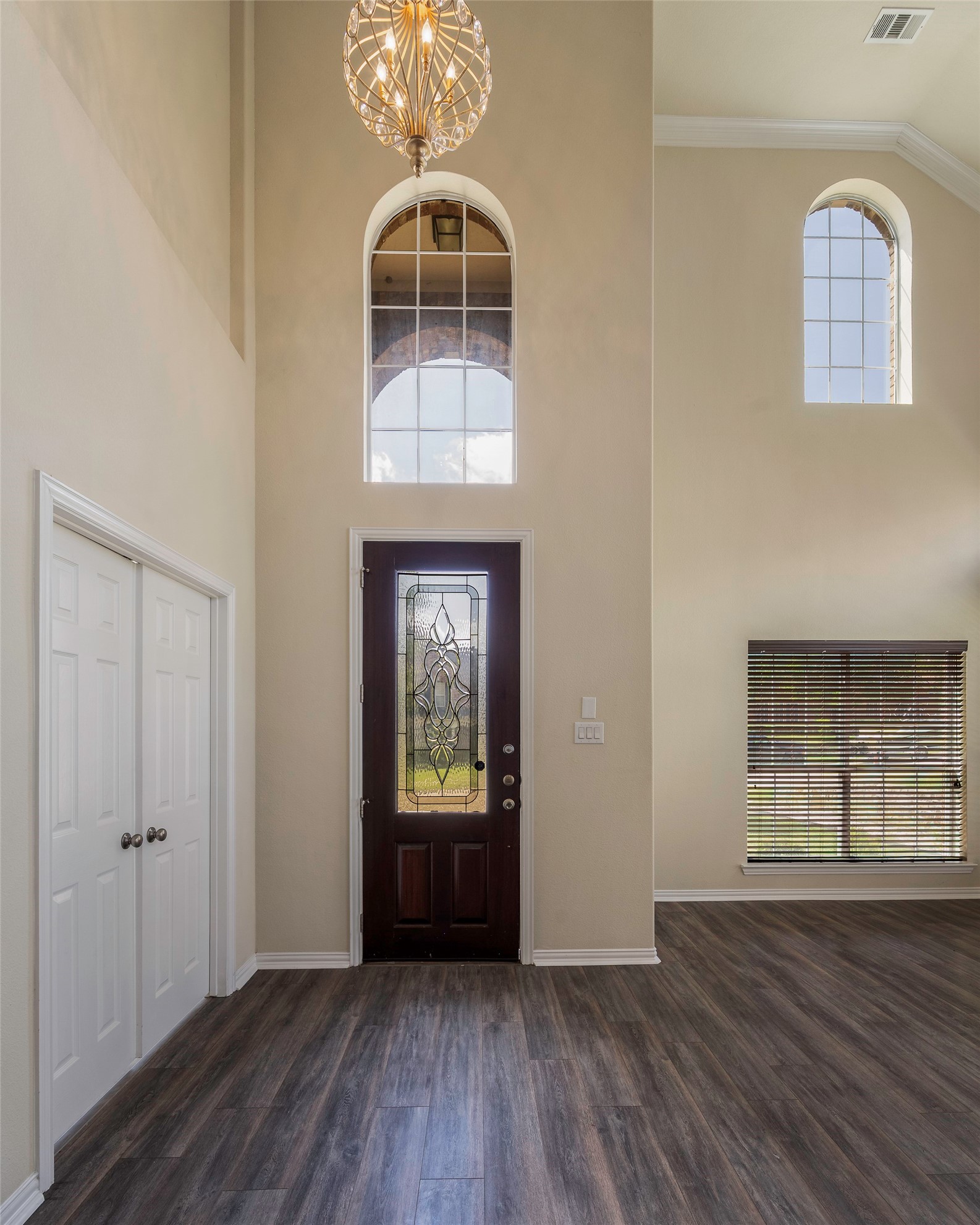 2505 Claymore Avenue Garland TX 75043